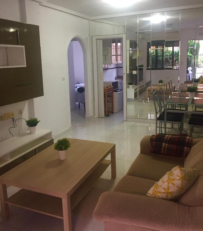 Punta Prima Bungalow Jardin Privado 托雷维耶哈 外观 照片