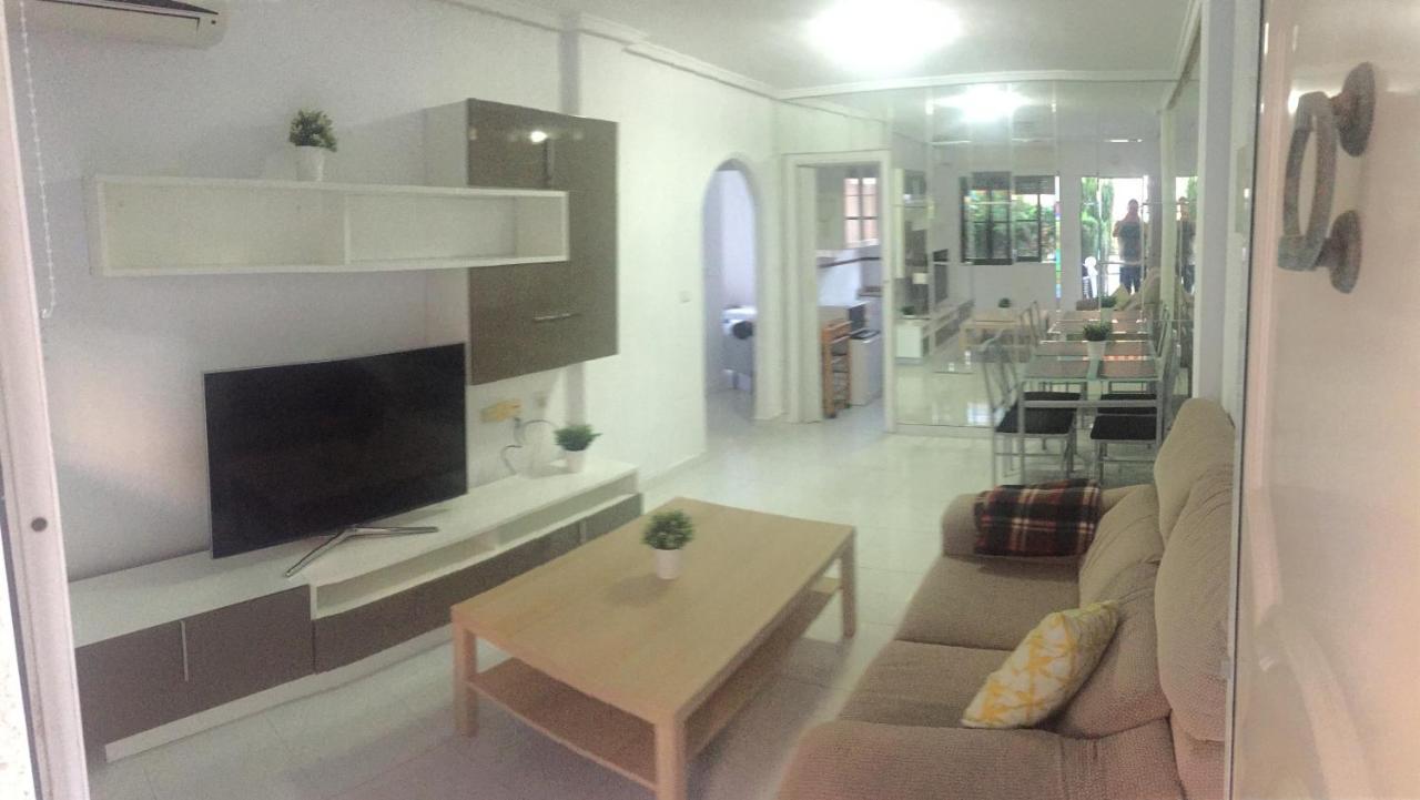 Punta Prima Bungalow Jardin Privado 托雷维耶哈 外观 照片
