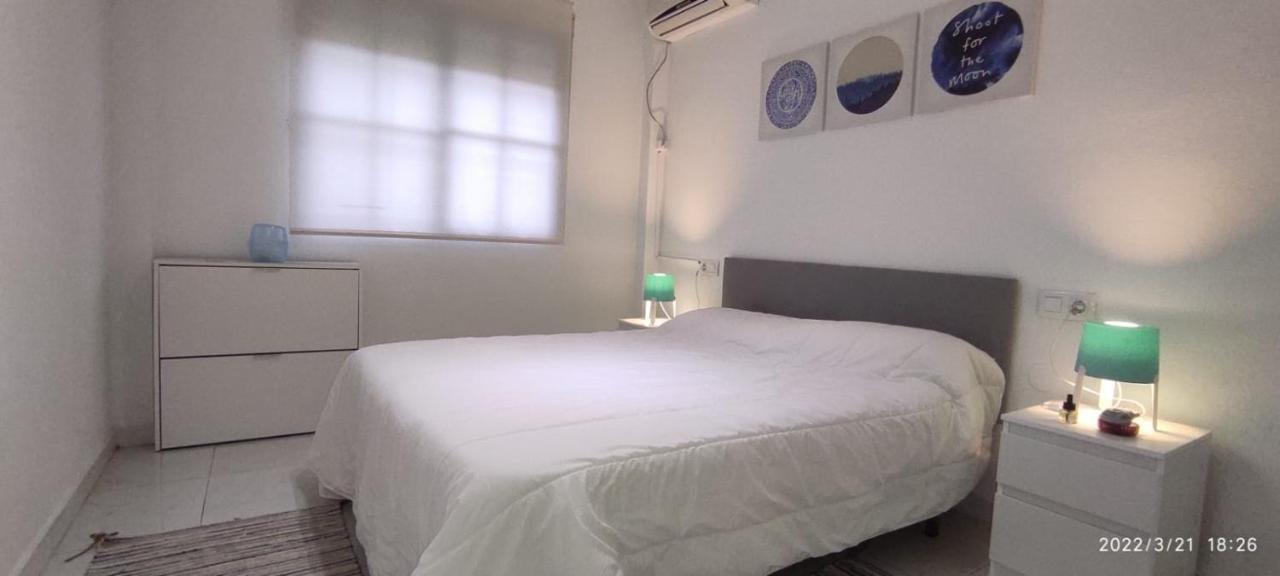 Punta Prima Bungalow Jardin Privado 托雷维耶哈 外观 照片