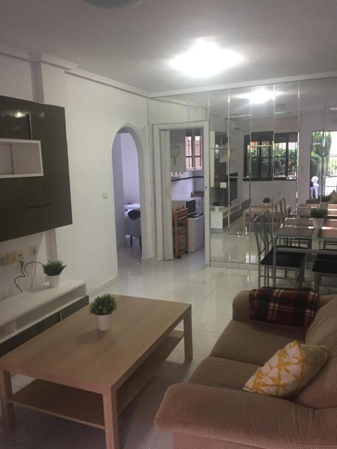 Punta Prima Bungalow Jardin Privado 托雷维耶哈 外观 照片